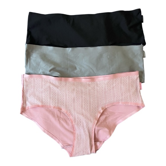 NWOT IZOD Womens 3 Pack Smooth Allure Hipster Underwear Panties Underwear M - Picture 1 of 7